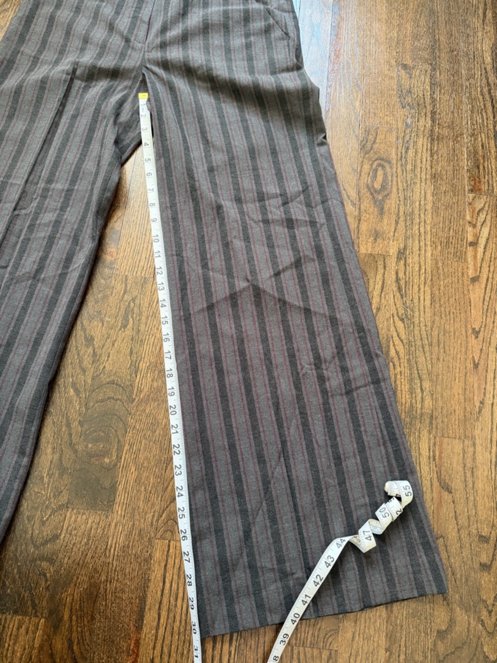 Larry Levine Gray Pinstripe Wide-Leg Trousers - Picture 7 of 8